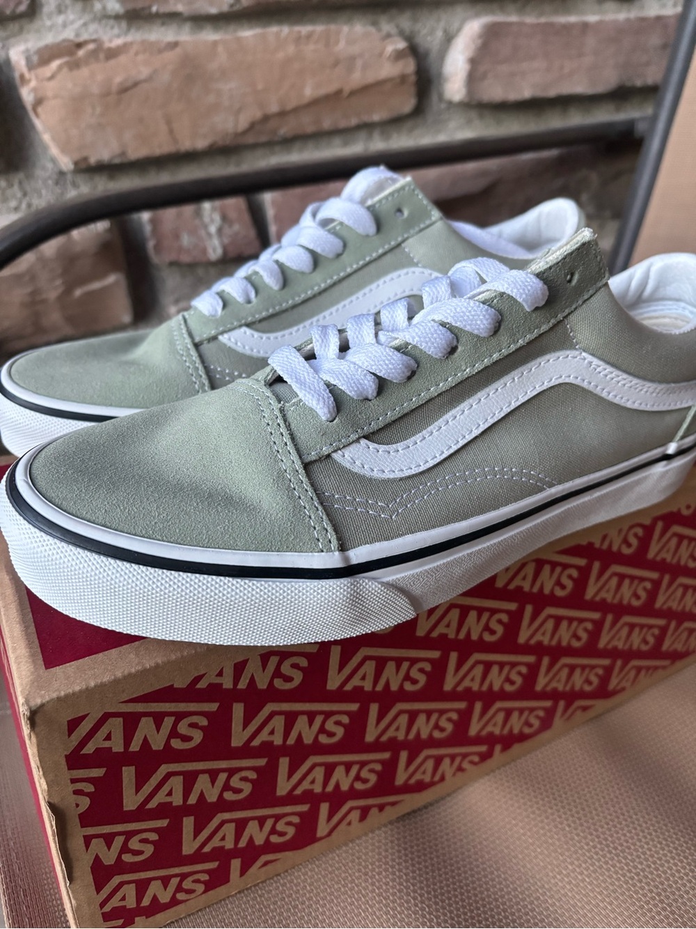 New! Vans Old Skool Sneakers in Sage Green and White - Men’s size 6, Women’s 7.5